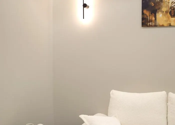 Memel Town * Κλαϊπέντα